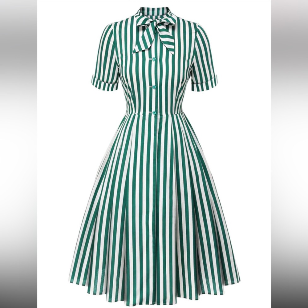 New/Never Worn Green Striped 1950s style swing dress. Size M